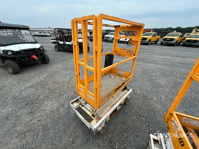 Hy-Brid PA-1030 Electric Scissor Lift