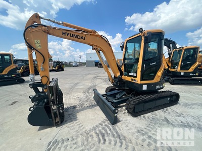 2023 Hyundai R35Z-9A Mini Excavator (Unused)