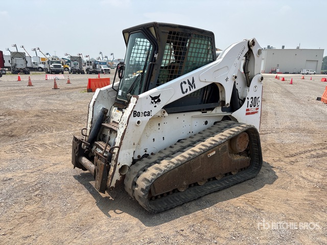 2005 Bobcat T300 Compact Track Loader