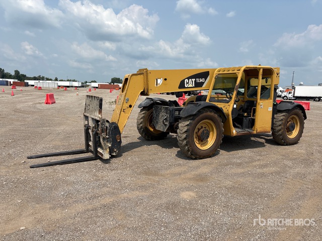 2007 Cat TL943 Telehandler