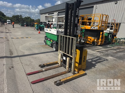 2016 Yale MSW025F 2500 lb Kommissionier-Stapler