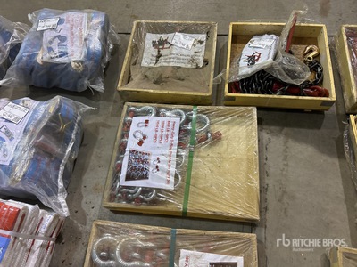Quantity of (30) Heavy-Duty D-Ring Set Shackle