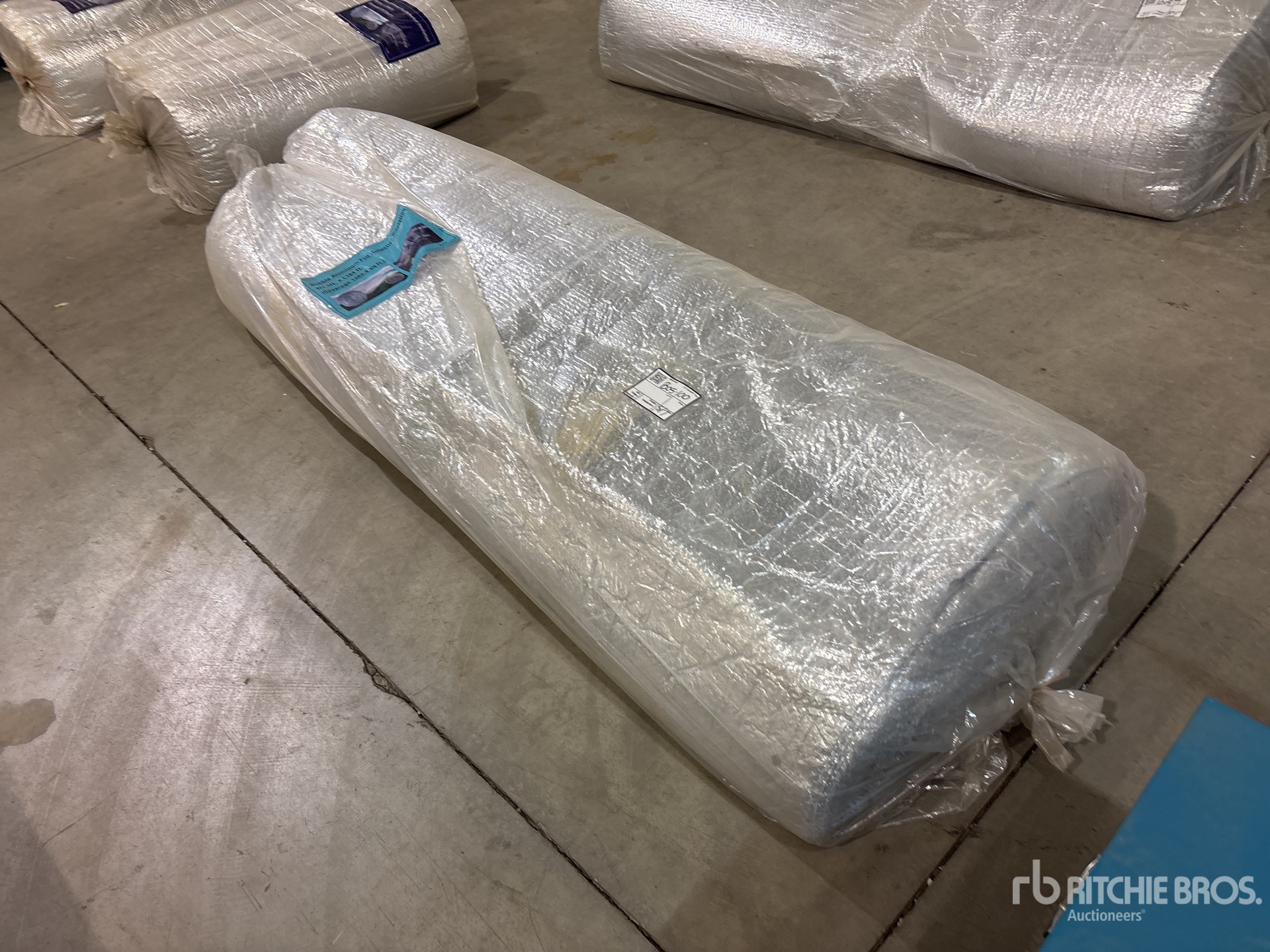 6.6 ft x 164 ft Bubble Aluminum Foil Reflective Insulation (Unused)
