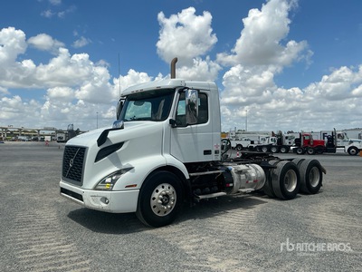 2018 Volvo VNR 6x4 T/A Dagcabine Trekker