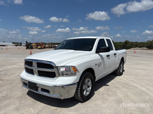 2023 Ram 1500 4x4 Extended Cab Pickup