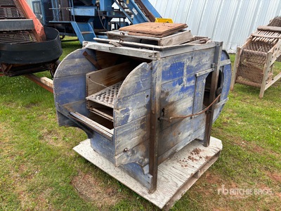 28 in Antique Fanner