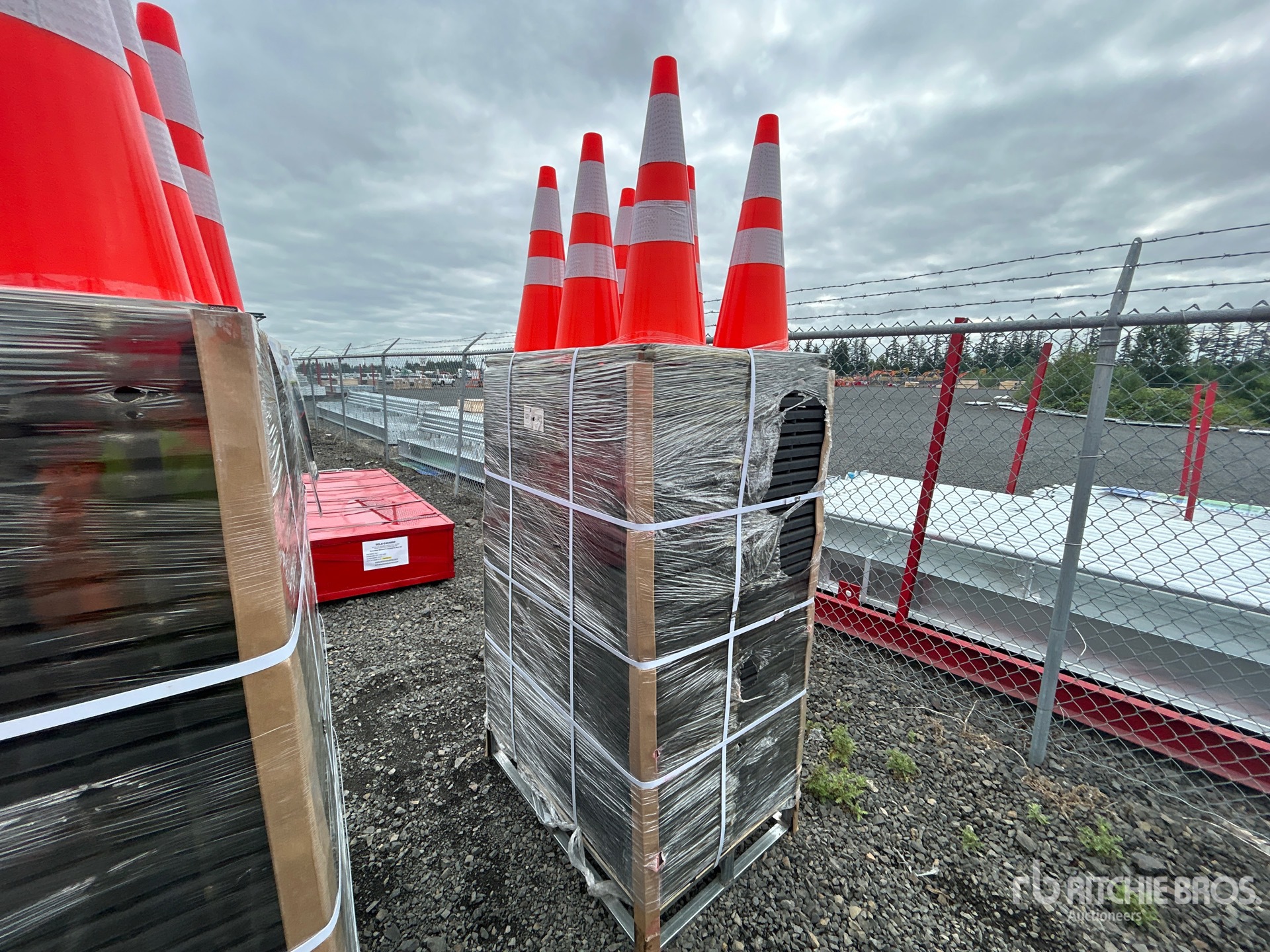 Quantity of (250) 2026 SELA TSC28 28 in Traffic Cones (Unused)