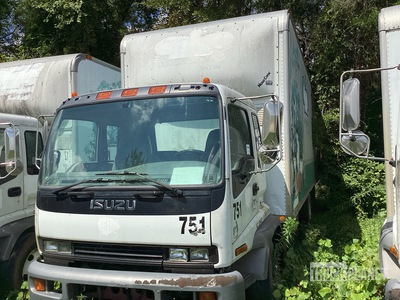 2007 Isuzu T7F 4x2 Furgonetka