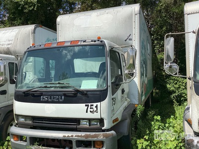 2007 Isuzu T7F 4x2 Van Truck