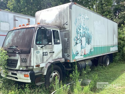 2009 Nissan UD2600 4x2 Extended Cab Van Truck