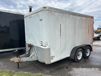 2005 American 12 ft T/A Gesloten aanhangwagen