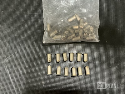 (32) Alcoa Global Fasteners FX10-1540-4TS Stud Assemblies