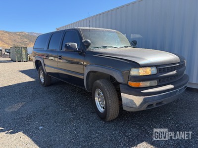 2002 Chevrolet Suburban 2500 LS 4x4 SUV