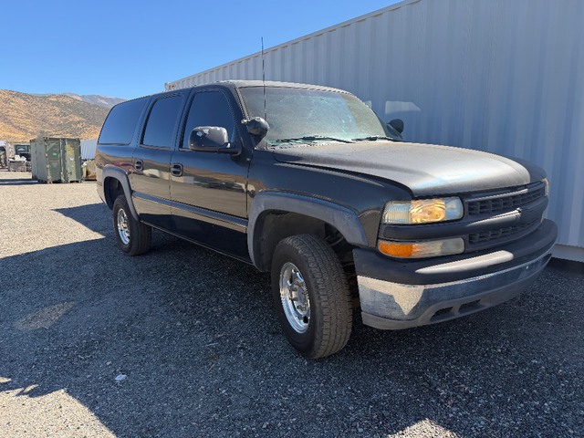 2002 Chevrolet Suburban 2500 LS 4x4 SUV