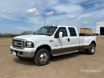 2006 Ford F-350 King Ranch 4x4 Crew Cab Pickup