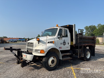 2004 Sterling L9500 Acterra 4x2 S/A Dump Truck