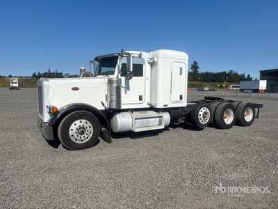 2007 Peterbilt 379 8x4 Tri/A Sleeper Truck Tractor