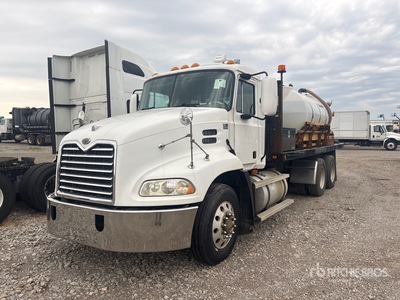 2000 Mack CX613 Table Top Truck