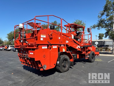 2025 Bearcat BC2025/CRCTANDEM 4X4 Chip Spreader (Unused)