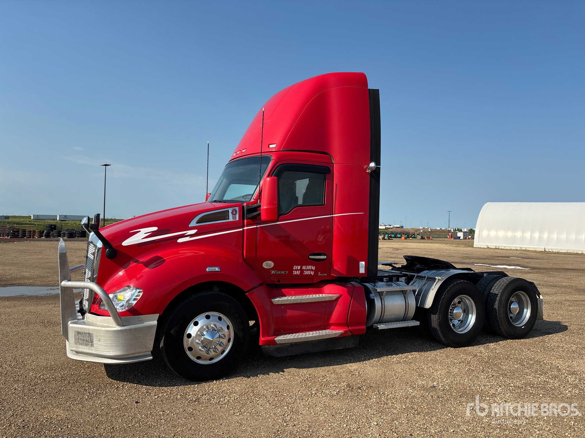 2018 Kenworth T680 6x4 T/A Day Cab Truck Tractor
