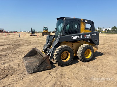 2014 John Deere 332E Two-Speed Skid Steer Loader