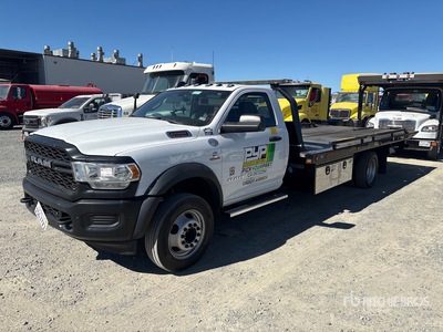 2022 Ram 5500 4x2 Ciężarówka z systemem Rollback