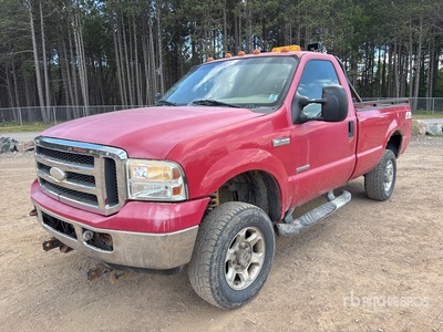 2005 Ford F-350 XLT 4x4 Pickup