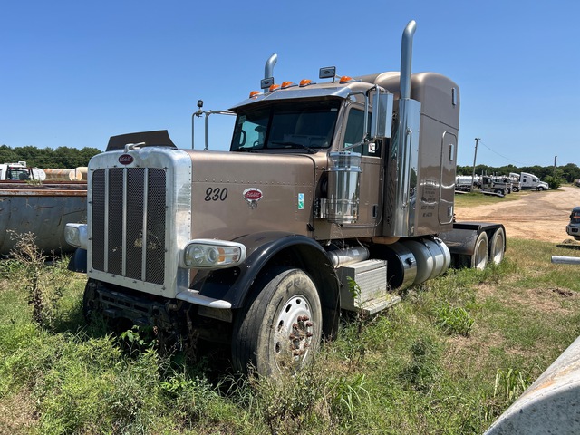 2014 Peterbilt 388 6x4 T/A Sleeper Truck Tractor (Inoperable)