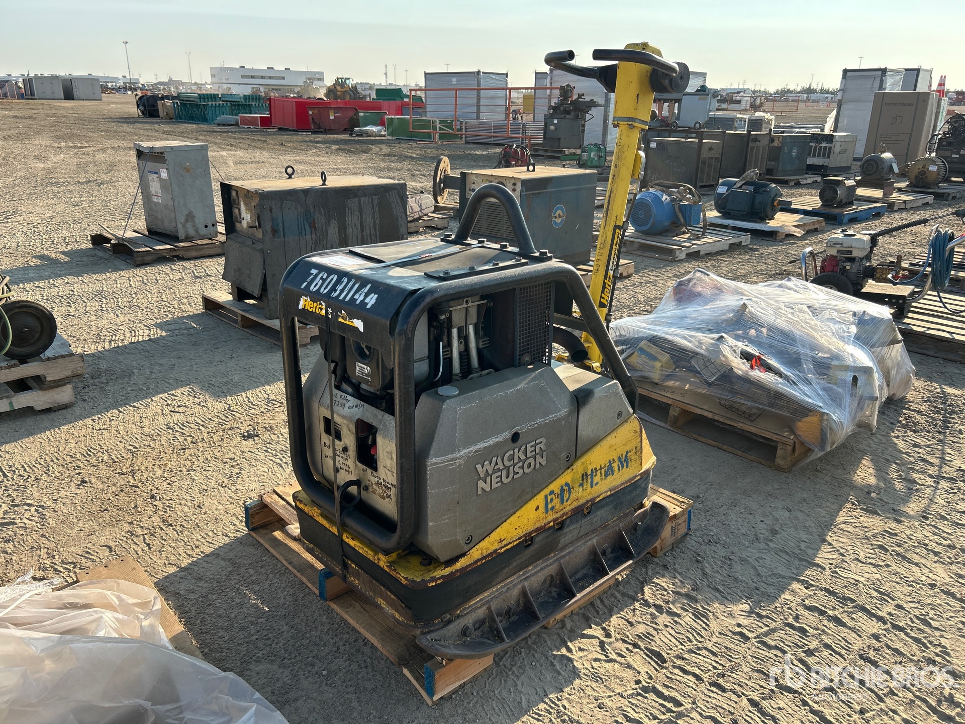 2005 Wacker Neuson DPU 6055 Reversible Vibratory Plate Compactor