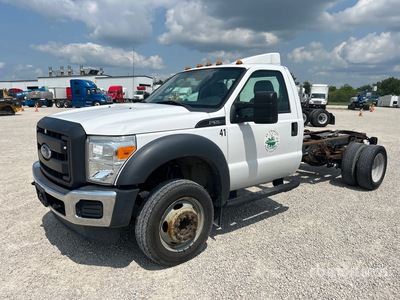 2016 Ford F-550 XL 4x2 Cab and Chassis