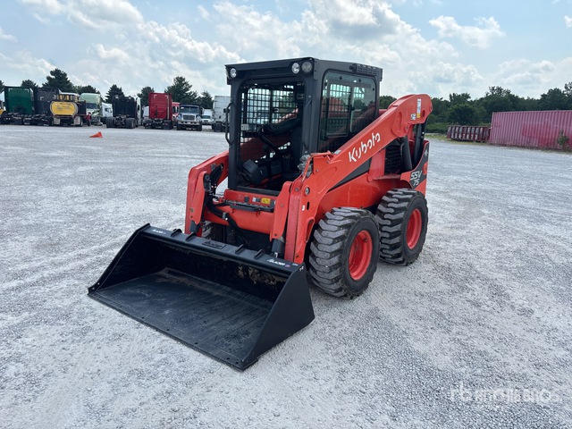 2021 Kubota SSV75 Two-Speed Skid Steer Loader
