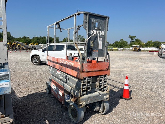 2018 Aichi SV2032F Electric Scissor Lift
