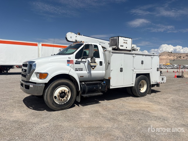 2011 Ford F-750 XL 4x2 Service Truck