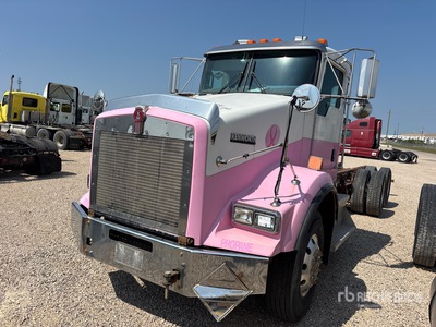 2010 Kenworth T800 6x4 Cab and Chassis (Inoperable)