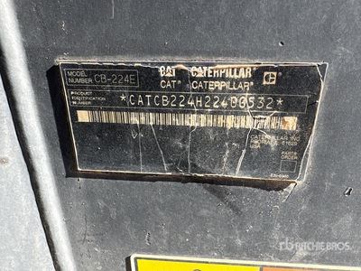 2004 Cat CB224 Dubbele trommelwals
