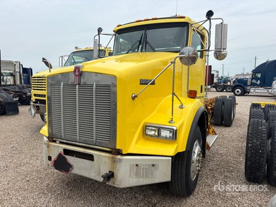 2009 Kenworth T800 6x4 Cab and Chassis (Inoperable)