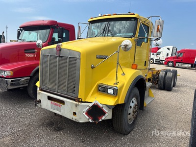 2009 Kenworth T800 6x4 Autocarro cabina e telaio (Inoperable)