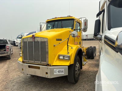 2009 Kenworth T800 6x4 Cab and Chassis