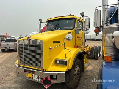 2010 Kenworth T800 6x4 Cab and Chassis