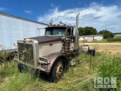 2005 Peterbilt 379 6x4 T/A Day Cab Truck Tractor (Inoperable)