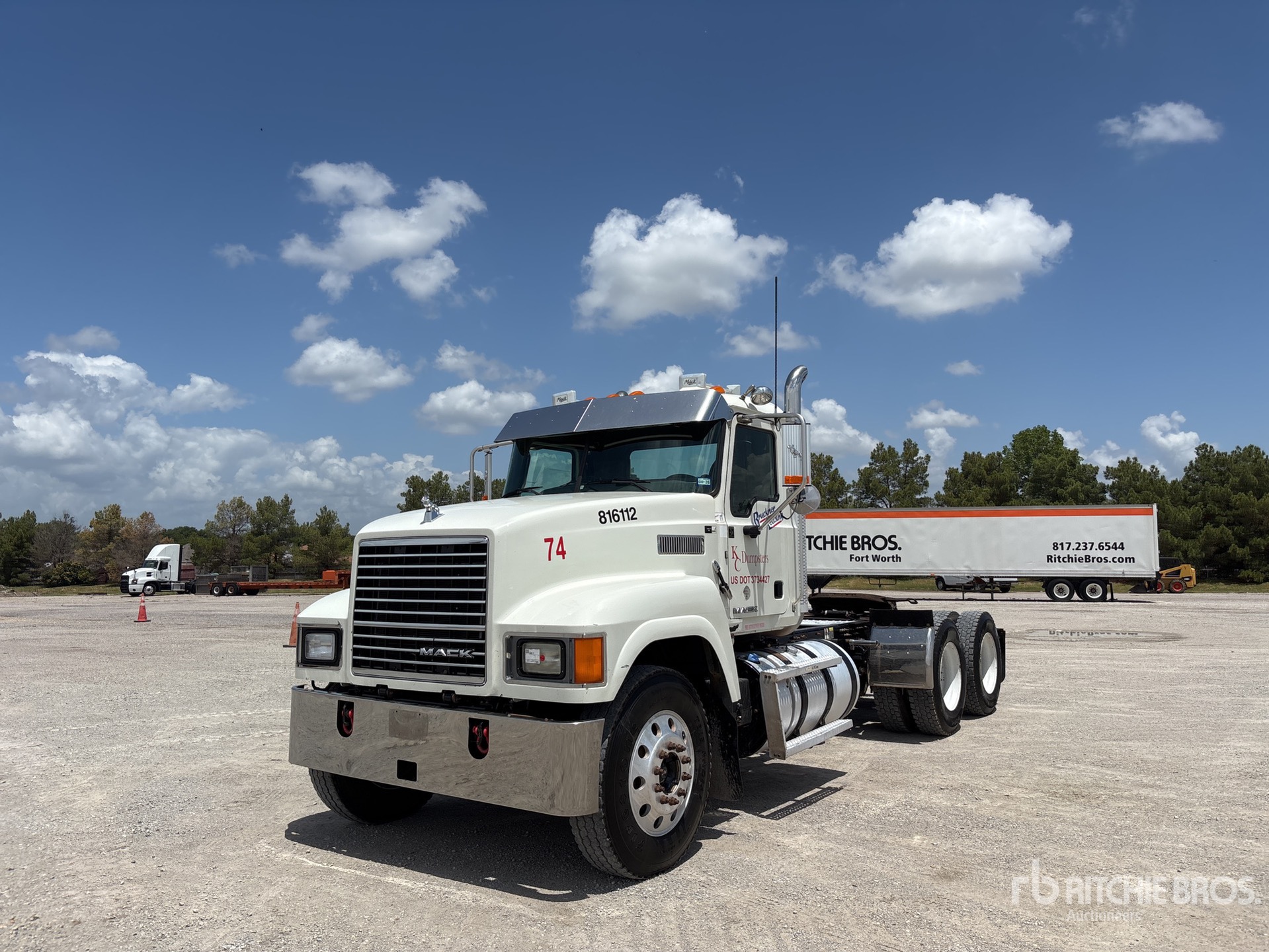 2016 Mack CHU613 6x4 T/A Day Cab Truck Tractor