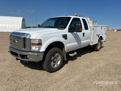2009 Ford F-350 XLT 4x4 Utility Truck