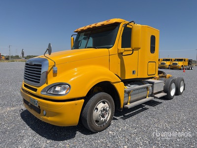 2017 Freightliner Columbia CL120 6x4 Tractocamion con Dormitorio / Sleeper Truck Tractor