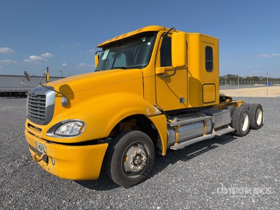 2018 Freightliner Columbia CL120 6x4 Tractocamion con Dormitorio / 3- Achs Sattelzugmaschine mit Schlafkabine