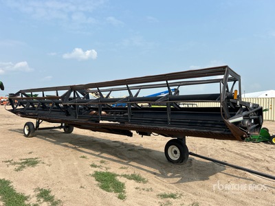 1997 MacDon 960 35 ft Draper Combine Header