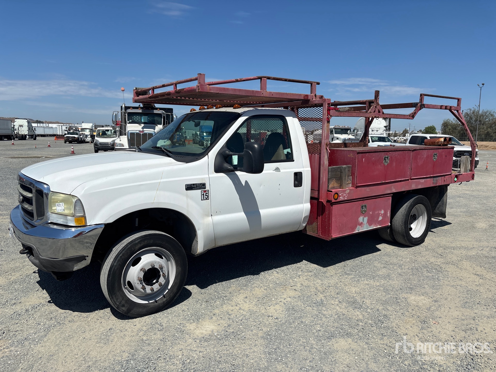2004 Ford F-450 4x2 Utility Truck