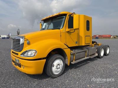 2017 Freightliner Columbia CL120 6x4 Tractocamion con Dormitorio / T/A Sleeper Truck Tractor