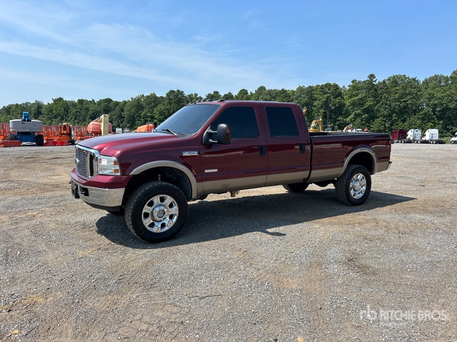 2007 Ford F-350 Lariat 4x4 Crew Cab Pickup