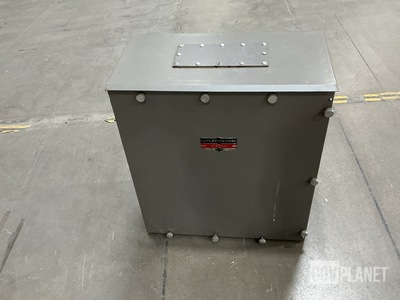 Cutler-Hammer Motor Controller Enclosure