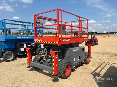 2018 Skyjack SJ6832 RT 4x4 Diesel Scissor Lift